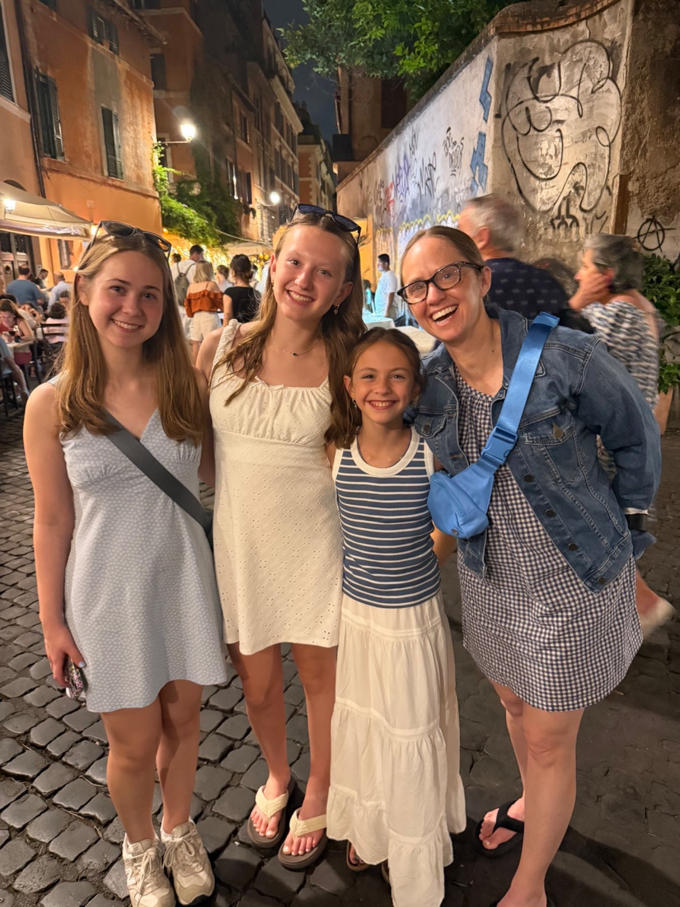 Kim with her daughters during an evening in Rome
